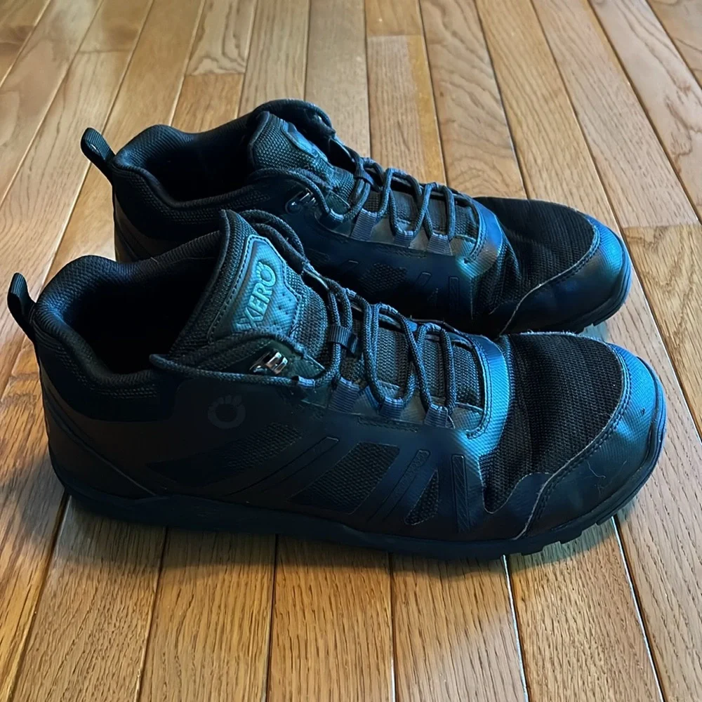 Men's Black All-Terrain Athletic Shoes